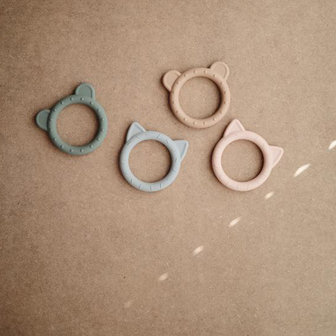 Mushie Bijtring Teether Cat  │  Blush