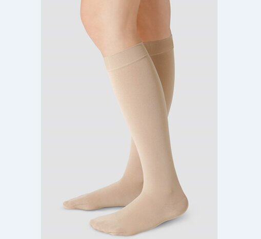 Juzo "Inspiration" AD Trend 2026/27 - kniekousen